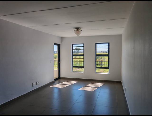 2 BEDROOM APARTMENT TO LET IN PARKLANDS NORTH